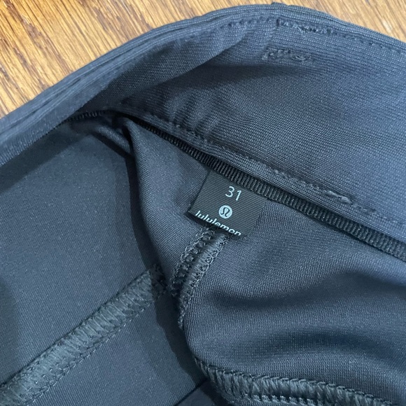 Lululemon ABC pants 31 - Picture 2 of 2